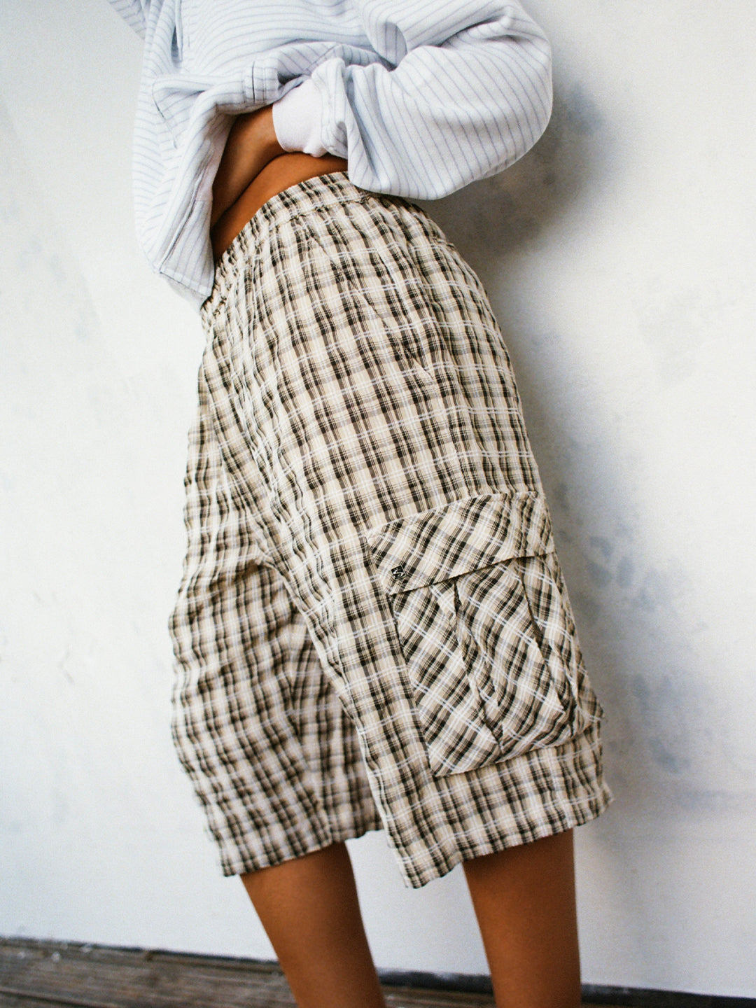 Plaid Cargo Shorts (Cream/Black)