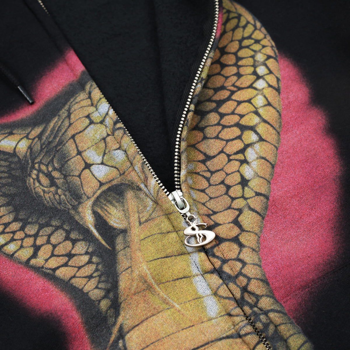 Kobra Hood II (Black)