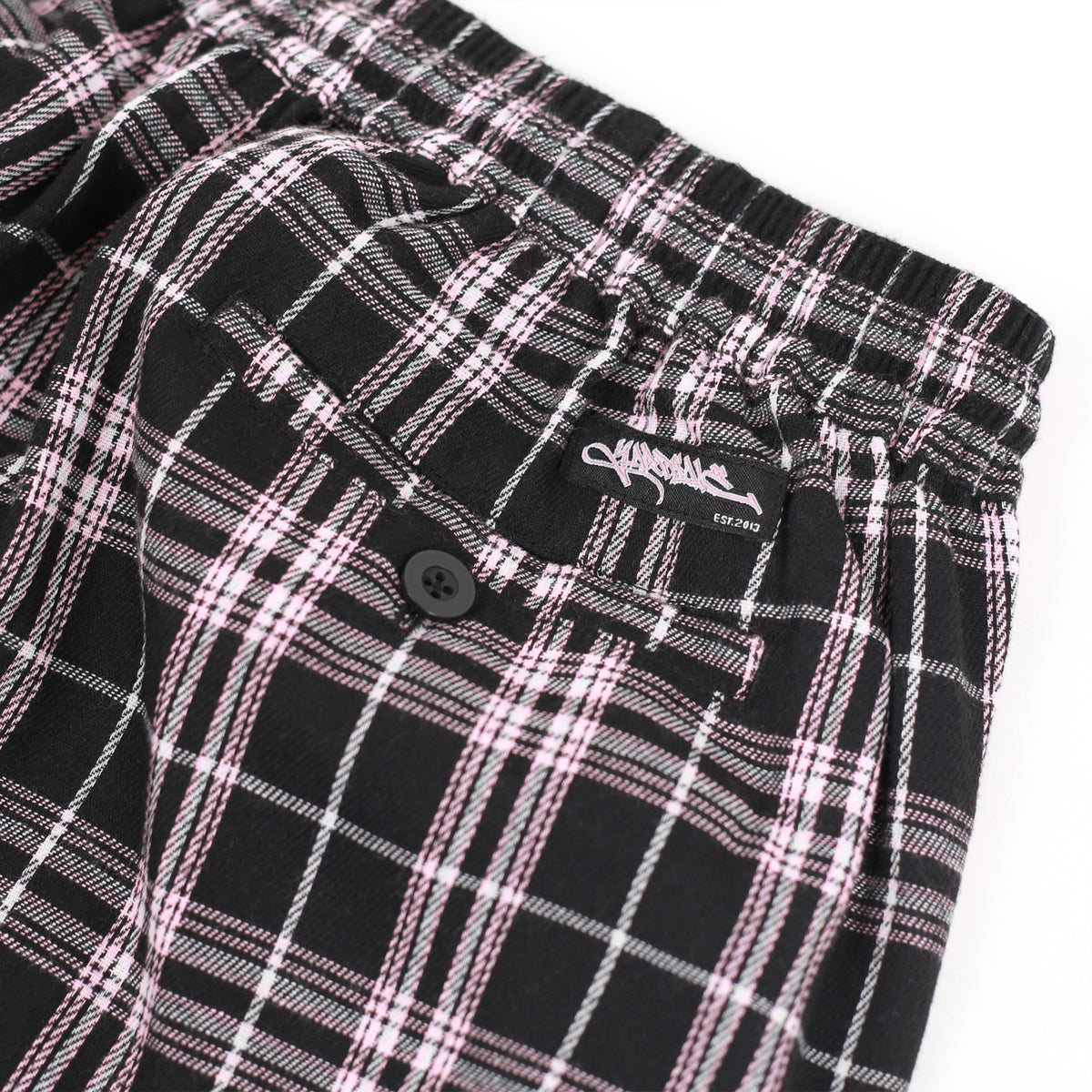 Shoreline Plaid Shorts (Black)